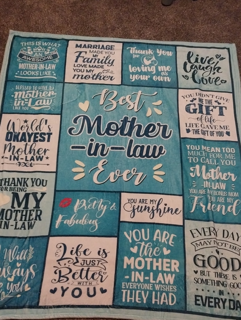 Best Mother-in-Law Ever Throw Blanket - Teal